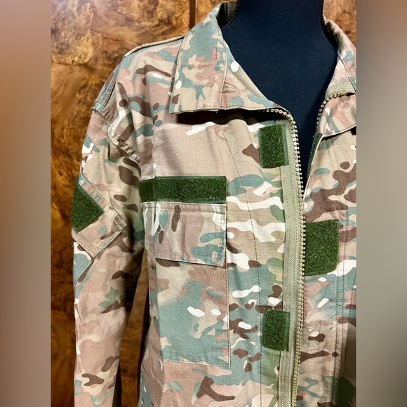 Authentic Military Jacket - Picture 2 of 7